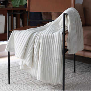 Cozy Ribbed Texture Throw Blanket