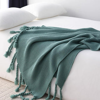 Cozy Chunky Knitted Tassel Throw Blanket