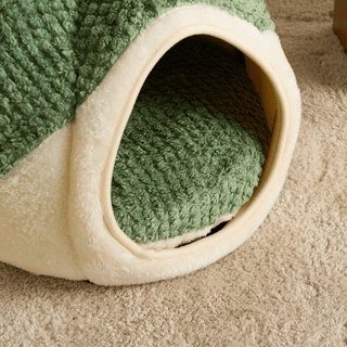 Croak Cozy Cat Hollow