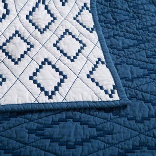 Geometric Diamond Quilt Set