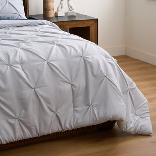 Classic Pintuck Duvet Cover Set