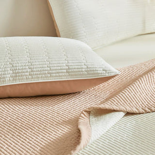 Minimalist Ivory Quilt Set