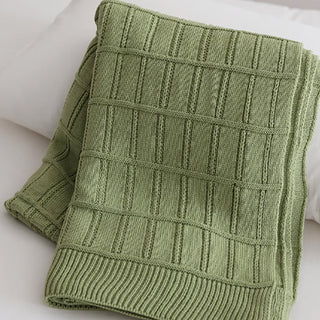 Cozy Grid Pattern Throw Blanket